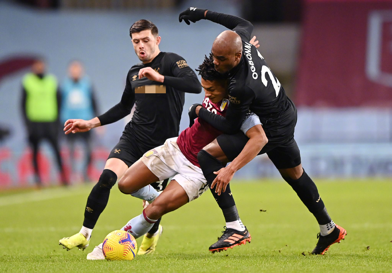 亚于一场足 亚于一场足